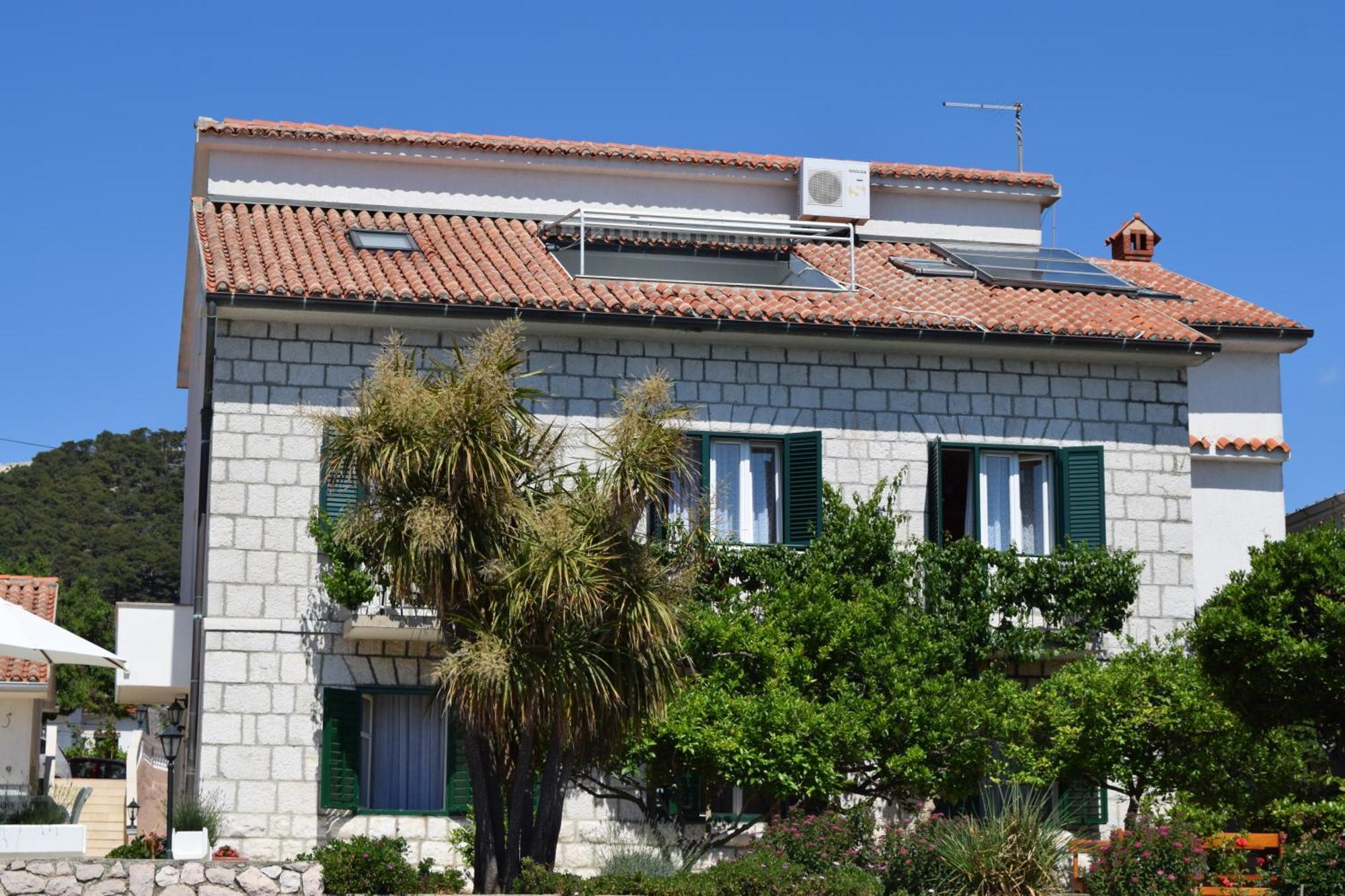Apartments And Rooms By The Sea Barbat, Rab - 4973 Rab Town Exterior foto
