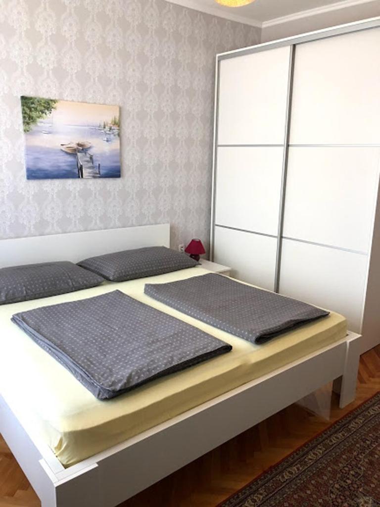 Apartments And Rooms By The Sea Barbat, Rab - 4973 Rab Town Zimmer foto